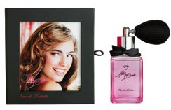 Kelly Brook perfume