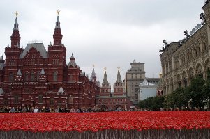 Kenzo poppies in Moscow