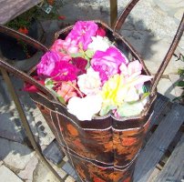 purse full of roses