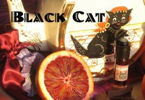 Velvet & Sweet Pea Purrfumery Black Cat