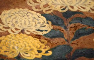 antique chrysanthemums