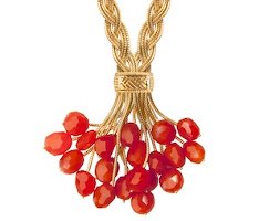 Scented necklace from Le Metier de Beaute