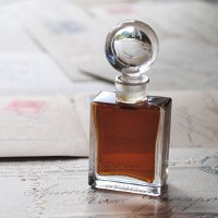 Roxana Illuminated Perfume Chiaroscuro, liquid perfume