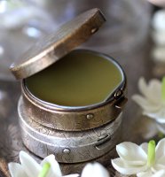 Roxana Illuminated Perfume Chiaroscuro, solid perfume