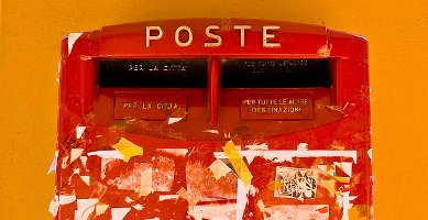 Post box, Bologna