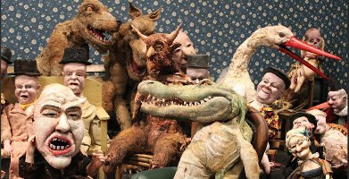 Armchair Parade, Dillon Gallery