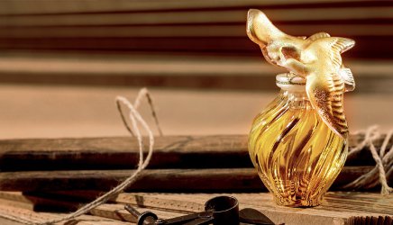 Nina Ricci L'Air du Temps Lalique