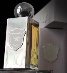 Régime des Fleurs Falling Trees